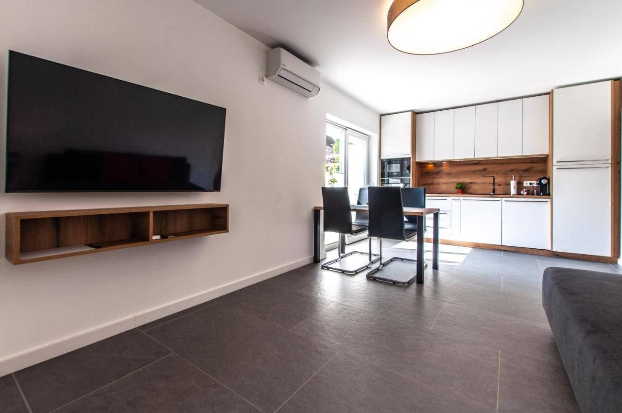 Apartments Ursus Μπλεντ Εξωτερικό φωτογραφία